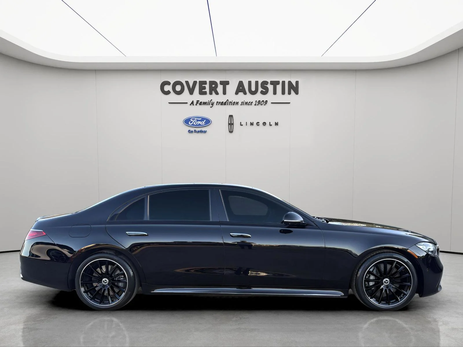 Used 2023  Mercedes-Benz S 500 image 12