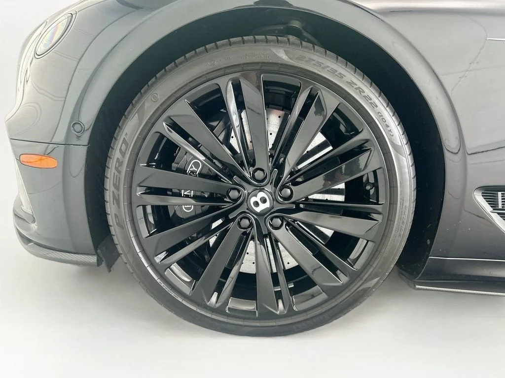 Used 2023 Spectre Metallic Bentley  image 27