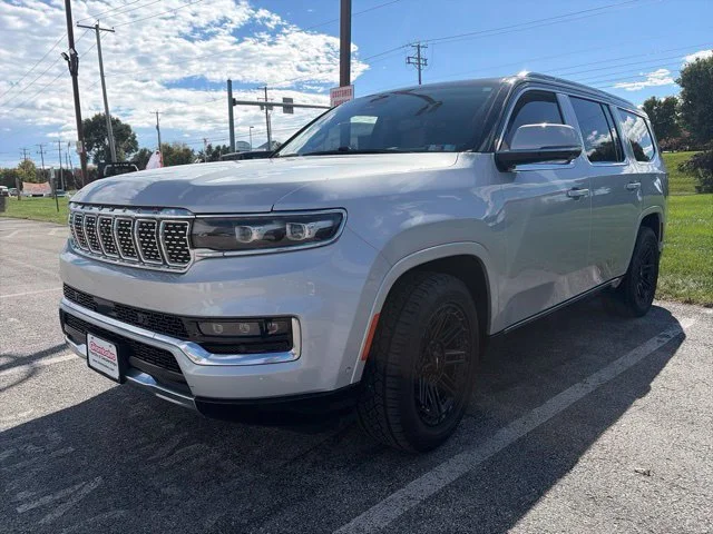 2022 Jeep Grand Wagoneer