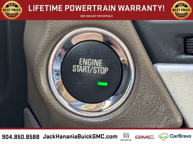 Used 2016 White GMC SLT image 36