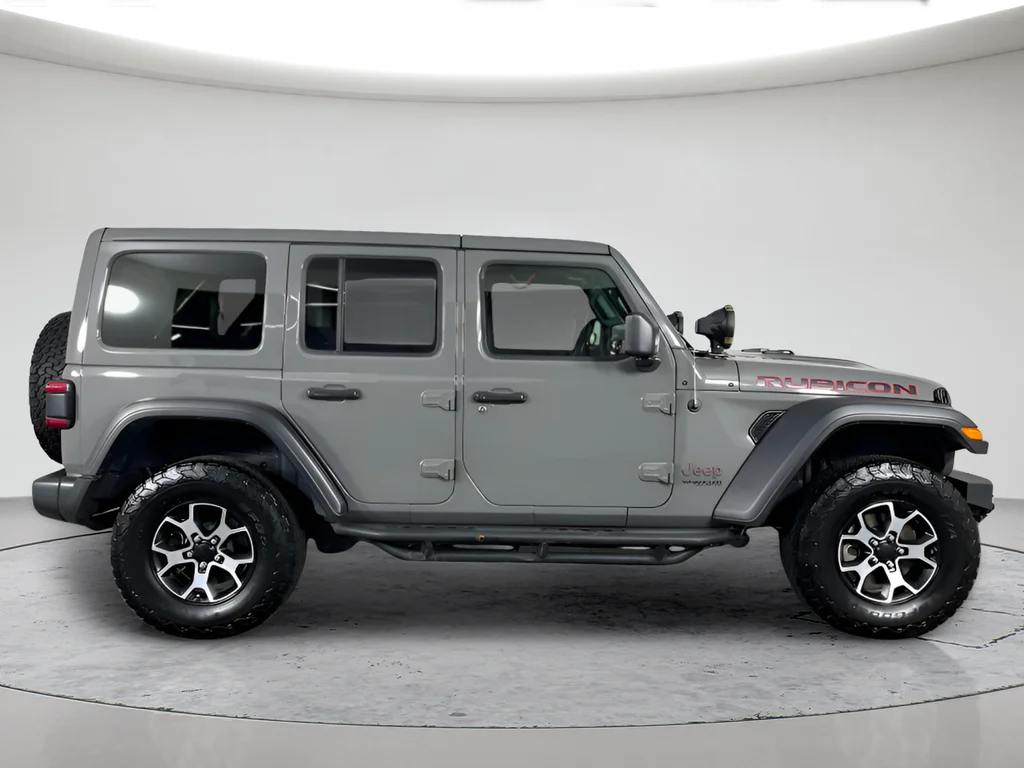 Used 2021 Gray Jeep Unlimited Rubicon image 2