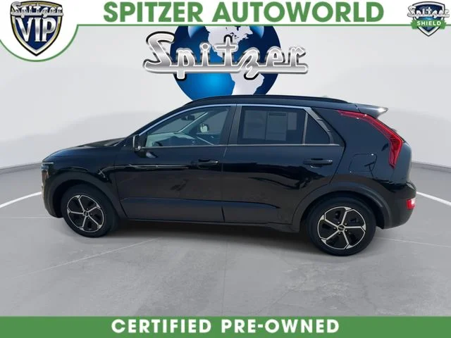 Used 2024 Black Kia LX image 6