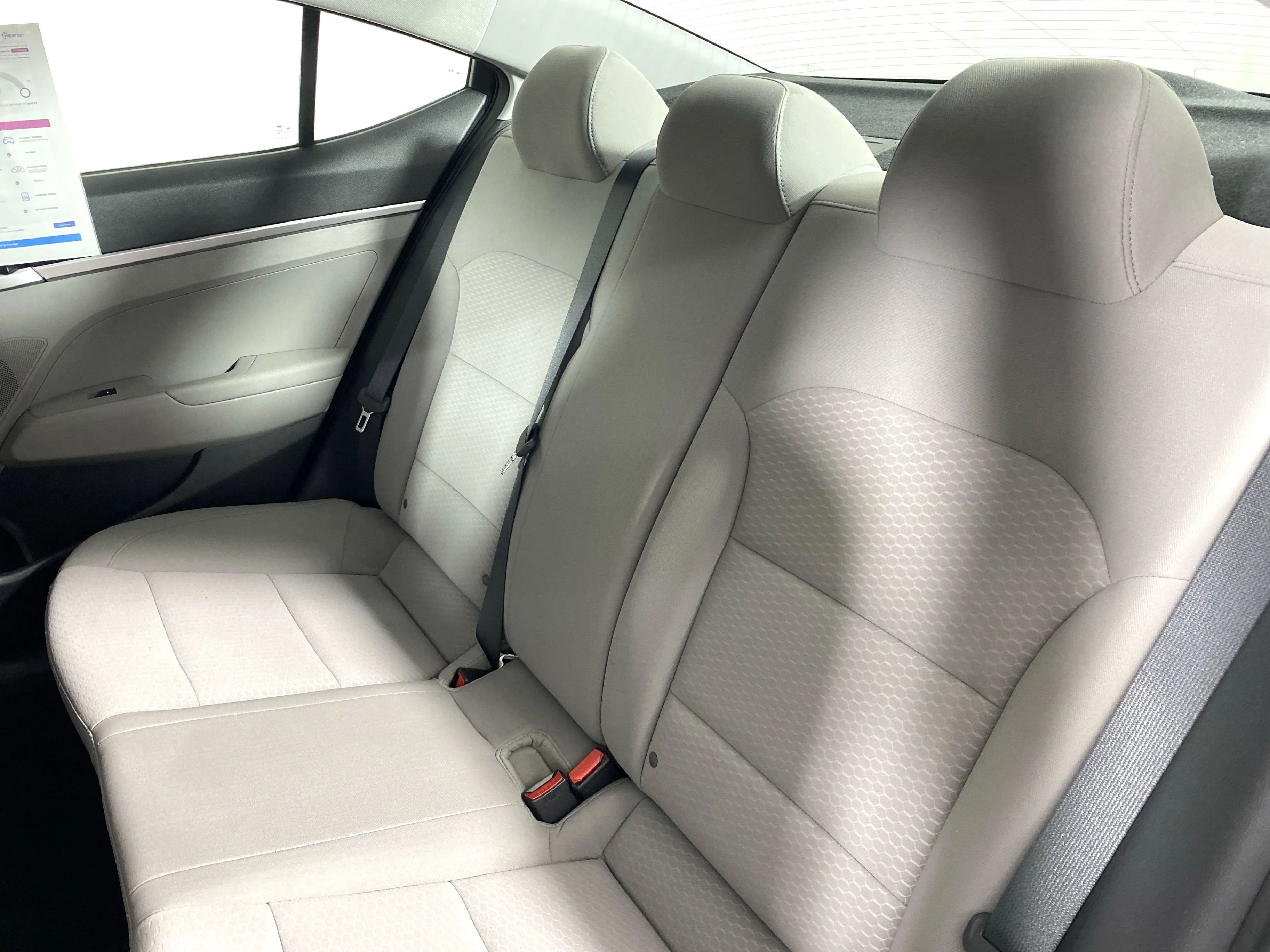 Used 2020 Stellar Silver Hyundai SE image 28