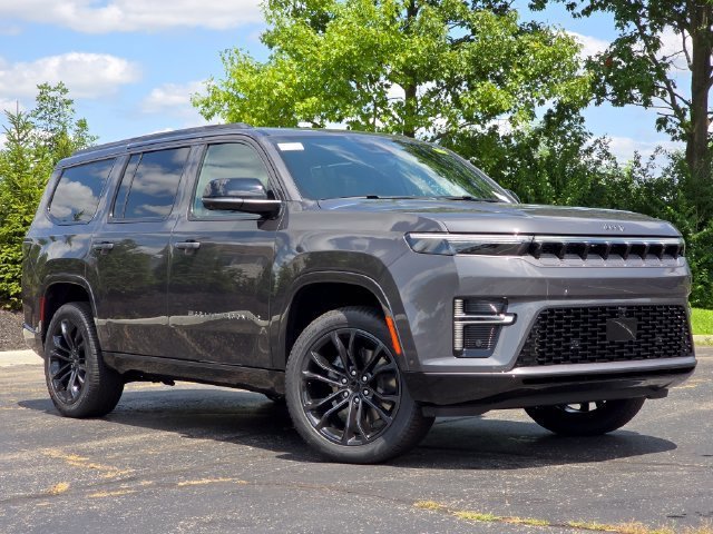 New 2026 Baltic-Gray Metallic Clear-Coat Exterior Paint Jeep Summit Obsidian image 2