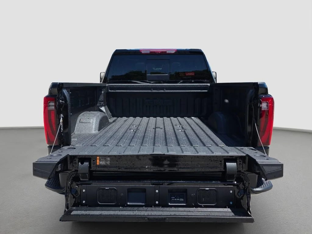 2026 GMC Sierra 2500HD Denali Ultimate - Photo 17
