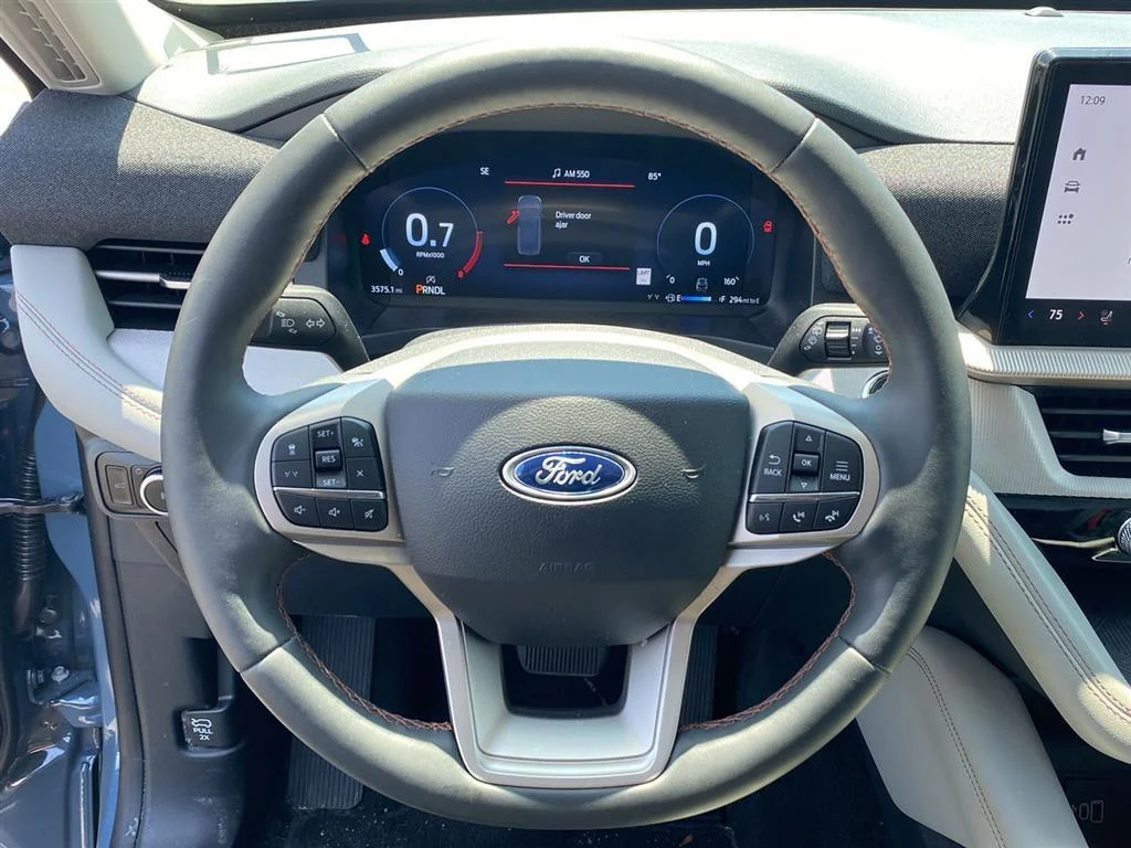 Used 2026 Vapor Blue Ford Active w/200A Pkg image 13