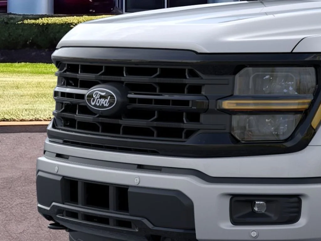 New 2026 Iconic Silver Metallic Ford XLT image 17