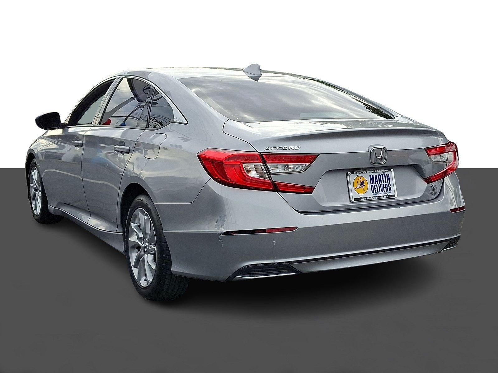 2018 Honda Accord LX - Photo 4