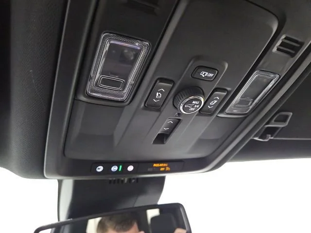 2025 Chevrolet Tahoe Premier - Photo 31