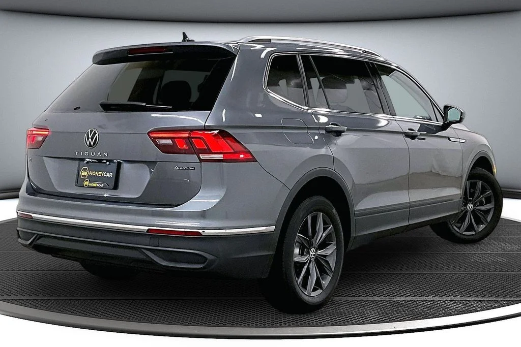Used 2022 Gray Volkswagen 2.0T SE image 6