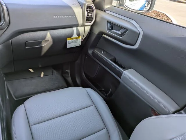 New 2026 Velocity Blue Metallic Ford Badlands® image 17