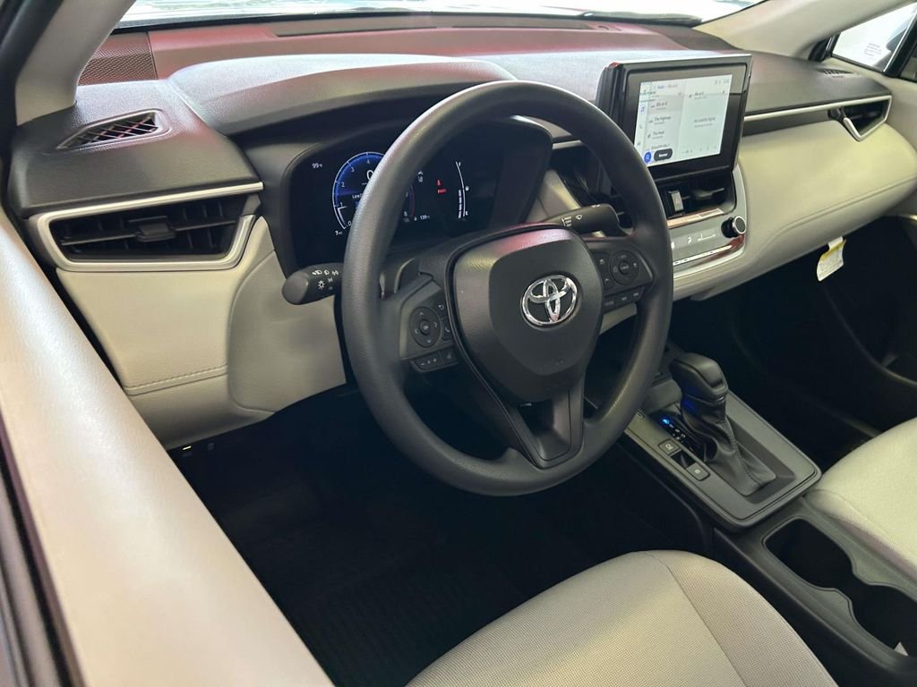 Used 2026  Toyota L image 12