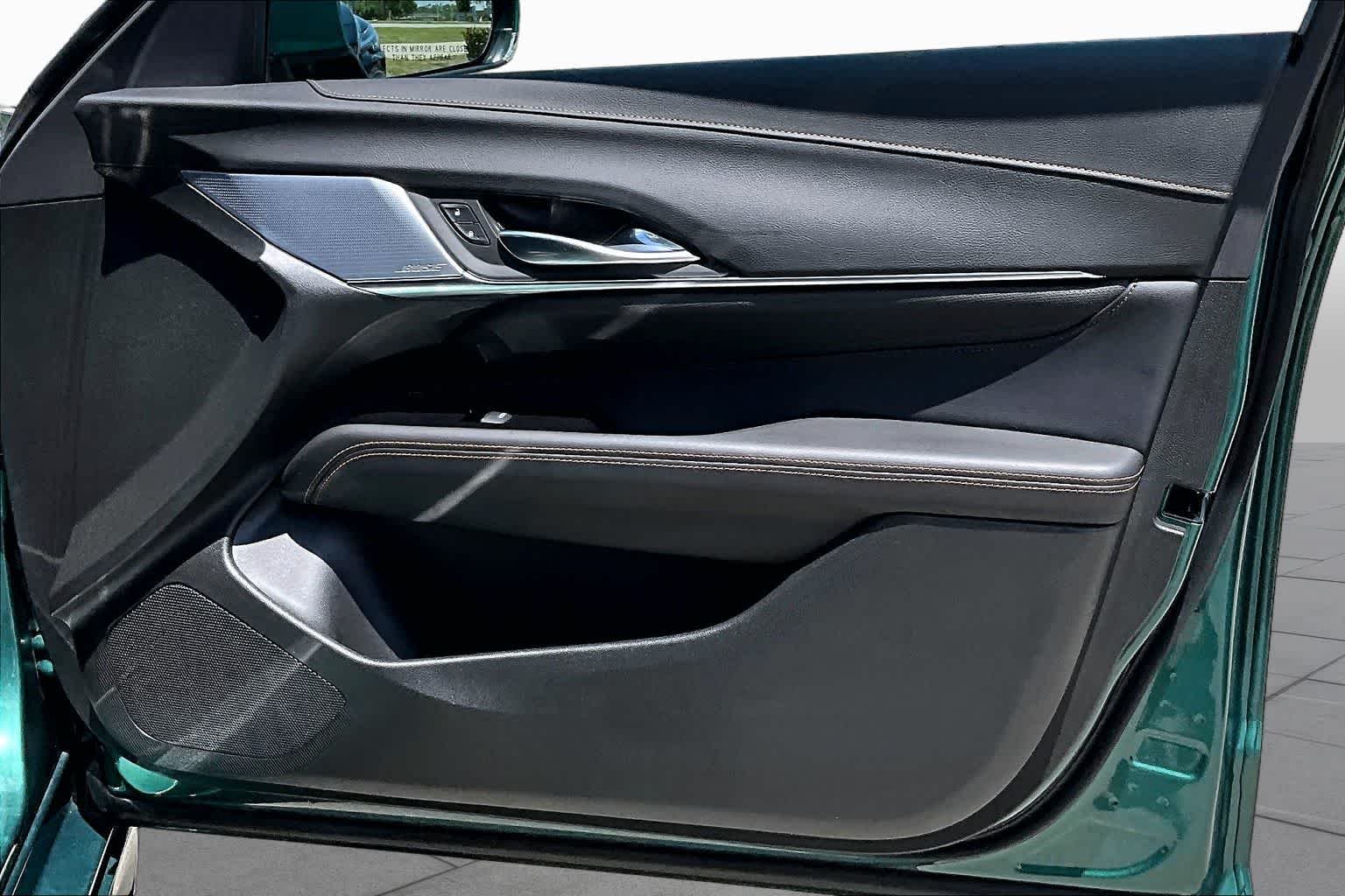 Used 2025 Typhoon Metallic Cadillac  image 27