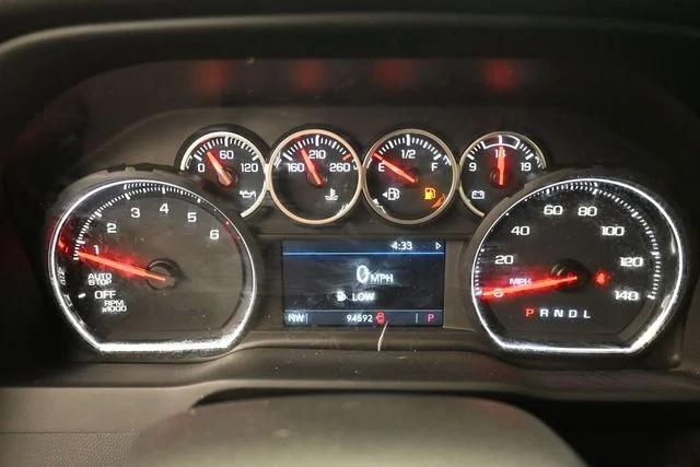 Used 2022 White Chevrolet Custom image 20