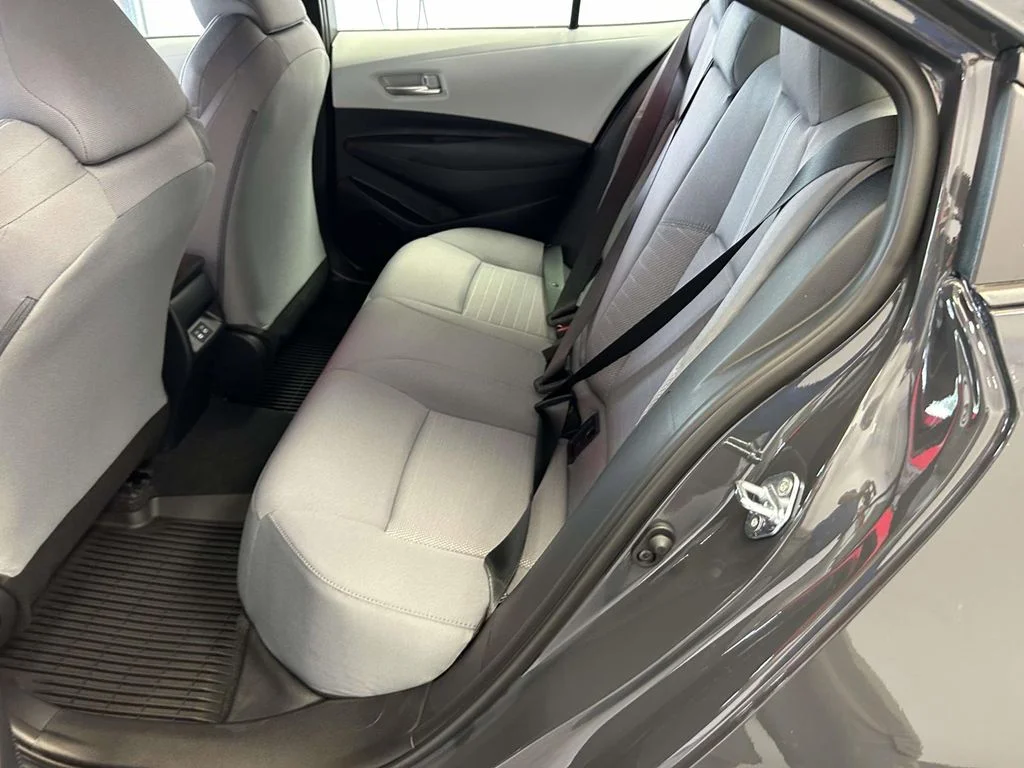 Used 2026  Toyota SE image 14
