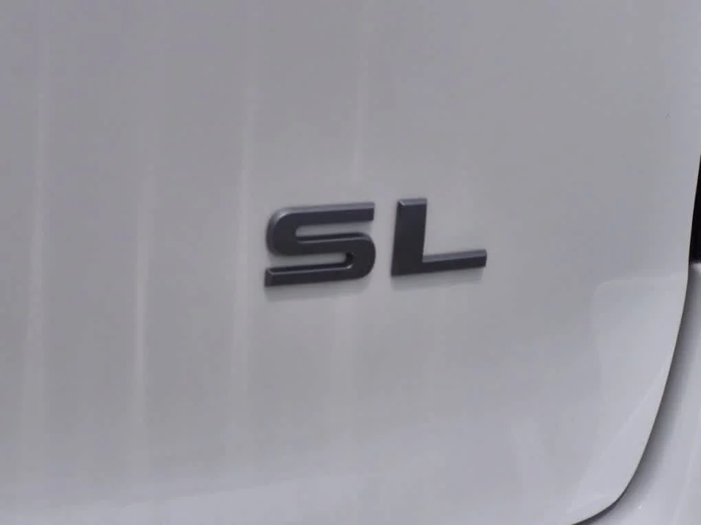 New 2026 Aspen White TriCoat Nissan SL image 21