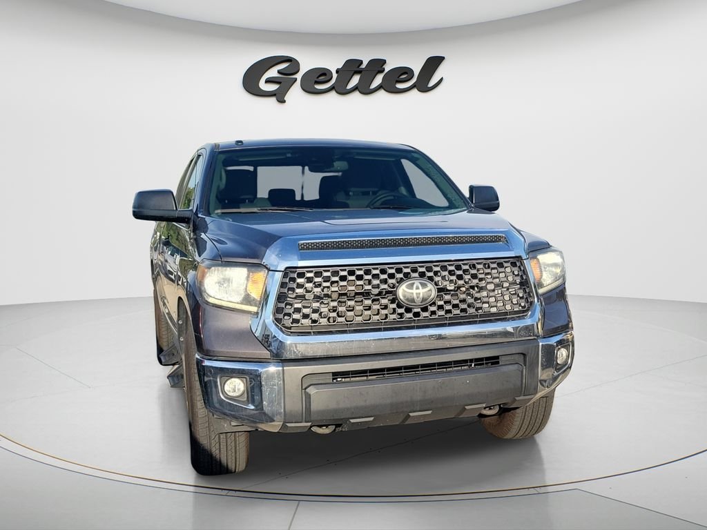 Used 2019 Gray Toyota SR5 image 3