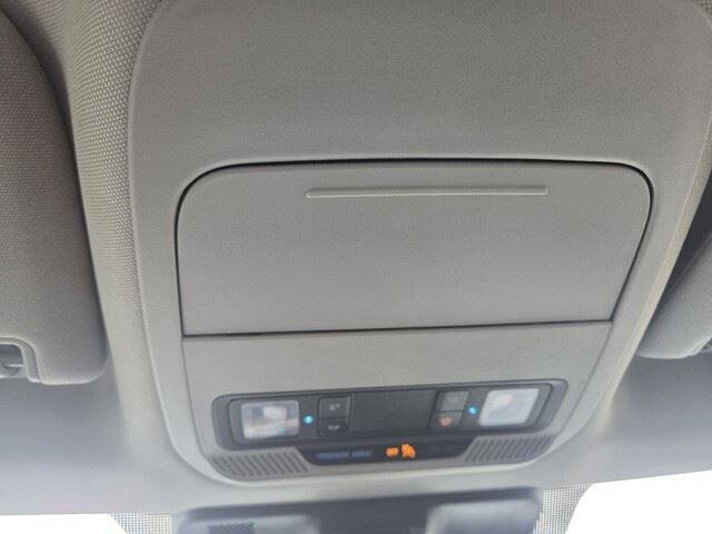 Used 2023 WHITE FORD XLT image 21