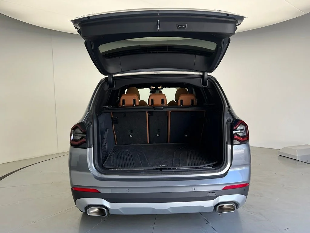 Certified Used 2024 Skyscraper Grey Metallic BMW sDrive30i image 9