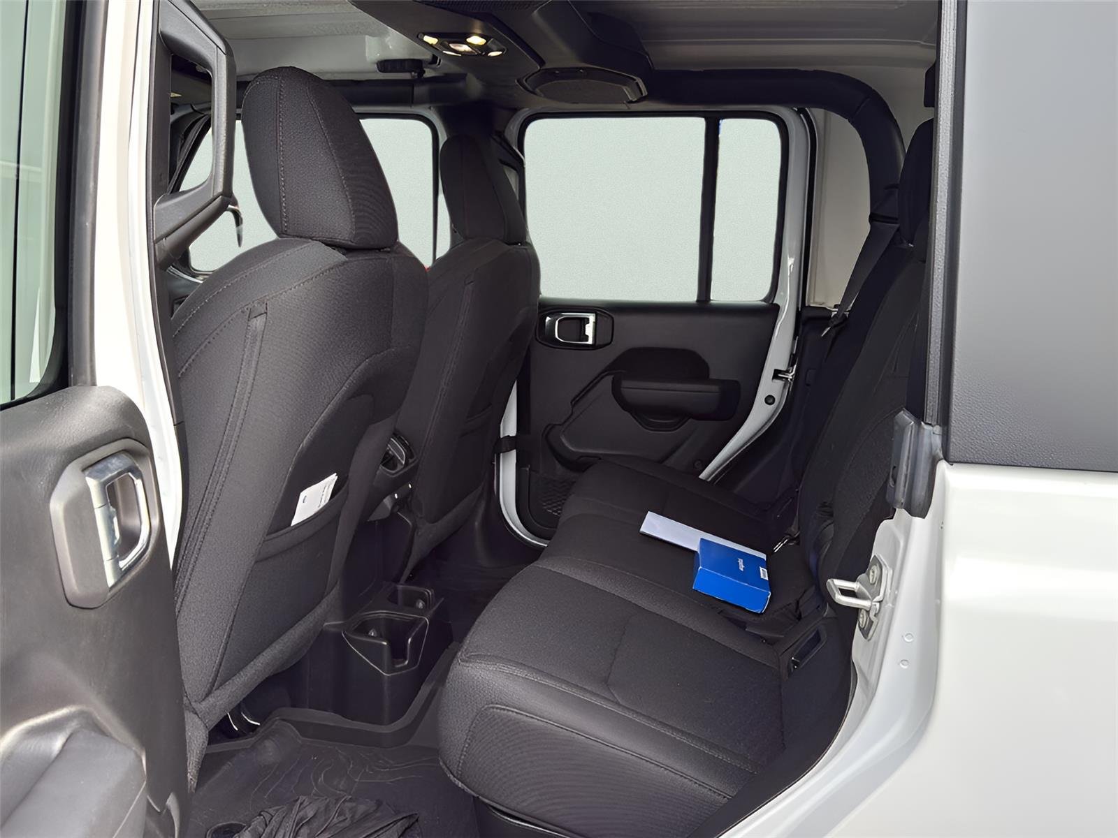 Used 2022 Bright White Clearcoat Jeep Altitude image 9
