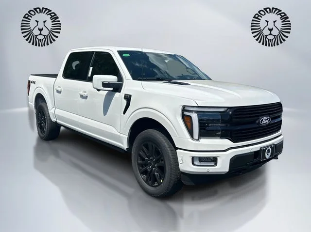 New 2026 Star White Metallic Tri-Coat Ford Platinum® image 3
