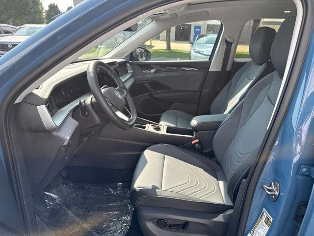 2026 Volkswagen Tiguan SE - Photo 12