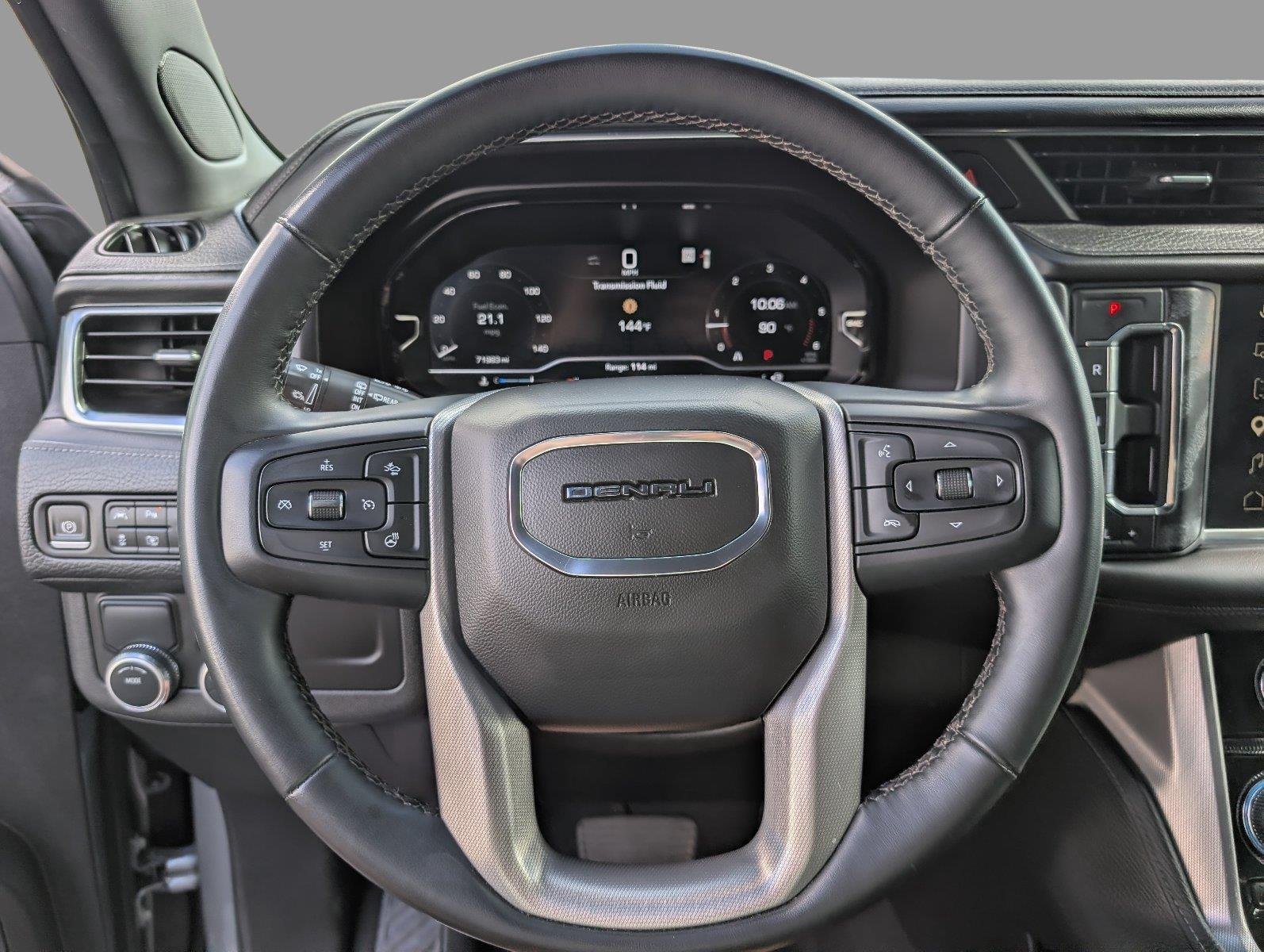 Used 2023 STERLING METALLIC GMC Denali image 27