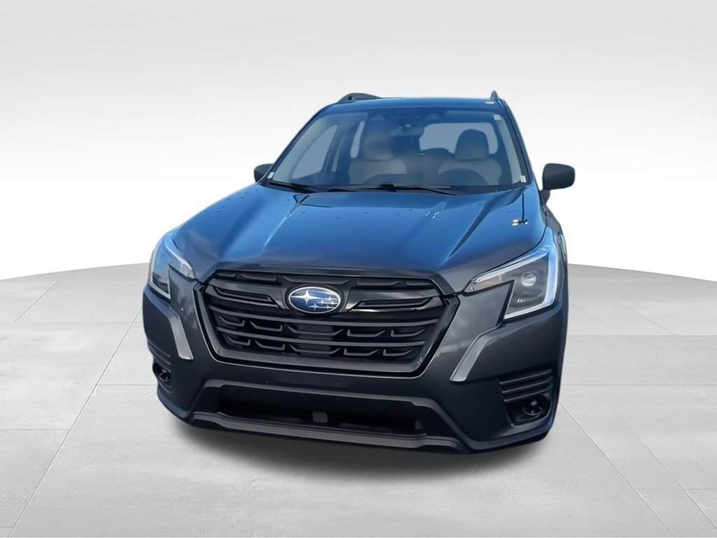Used 2023 Gray Subaru Base image 3