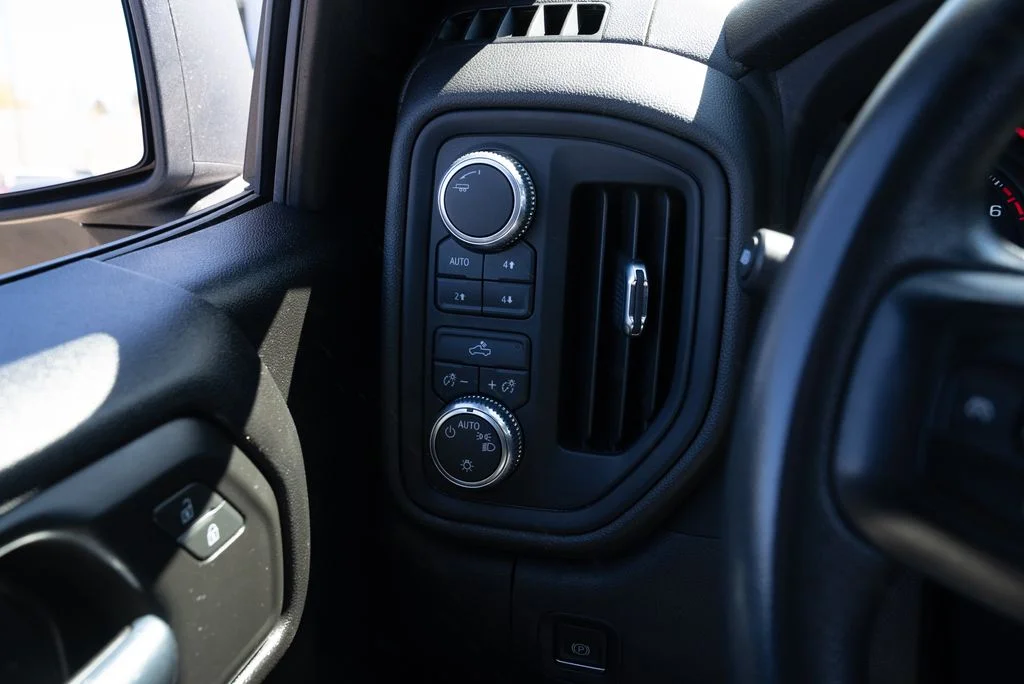 Used 2023 White GMC Pro image 14