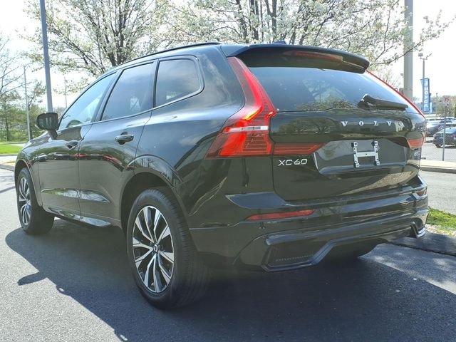 2025 Volvo XC60 Plus - Photo 6