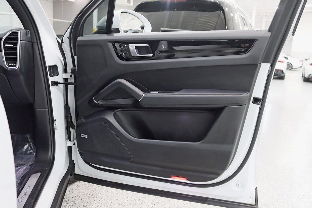 2022 Porsche Cayenne Platinum Edition - Photo 36