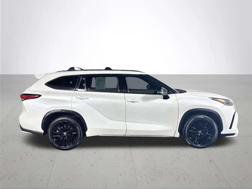 Used 2023 Beige Toyota XSE image 5