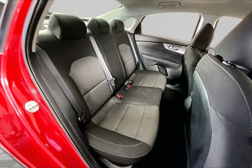 Used 2024 Red Kia LXS image 24