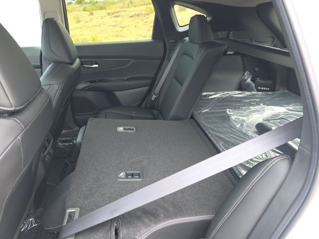 2025 Nissan Murano SV - Photo 23