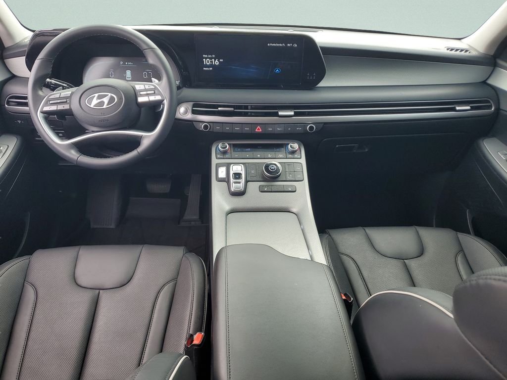 Used 2025 Black Hyundai XRT image 15