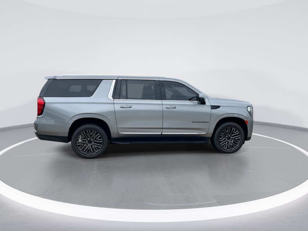 Used 2023 Gray GMC SLT image 9