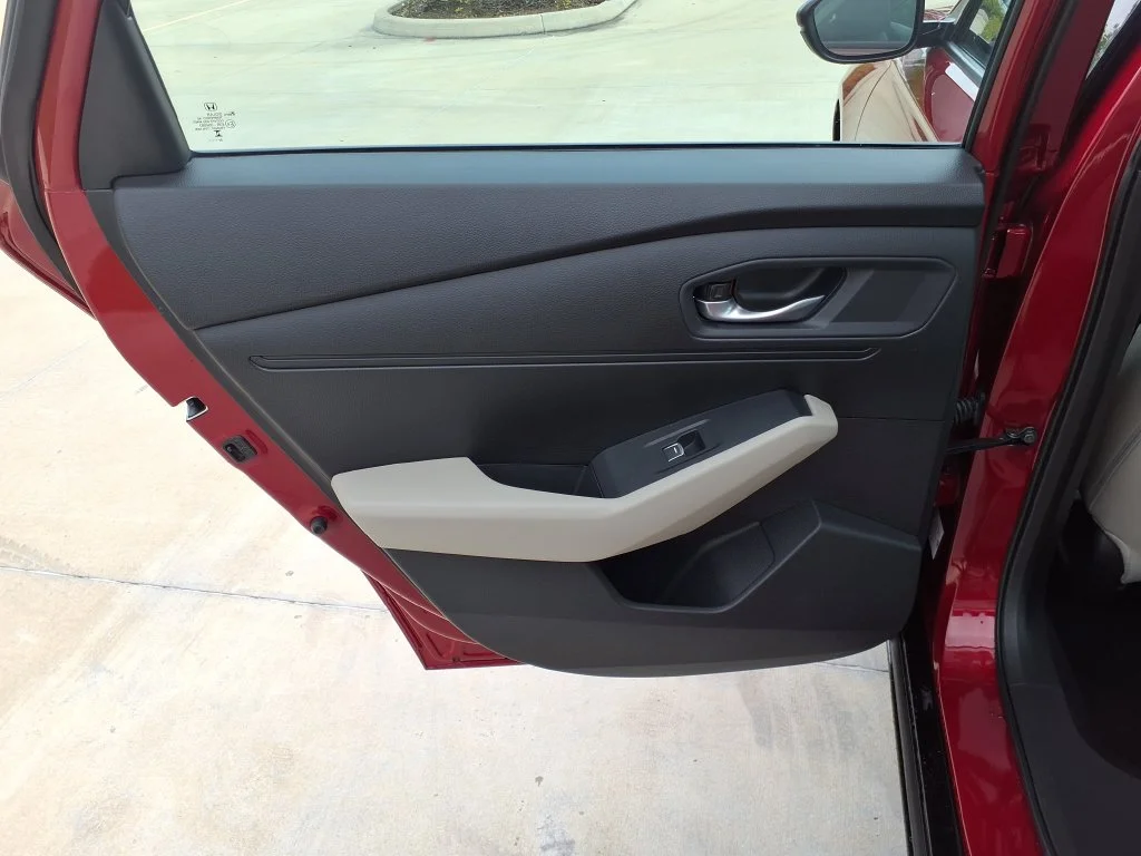 Used 2024 Red Honda EX-L image 13