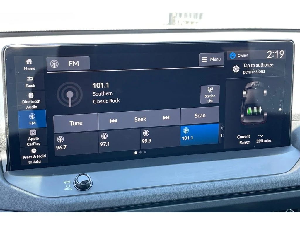 Used 2025 Canyon River Blue Metallic Honda EX-L image 25