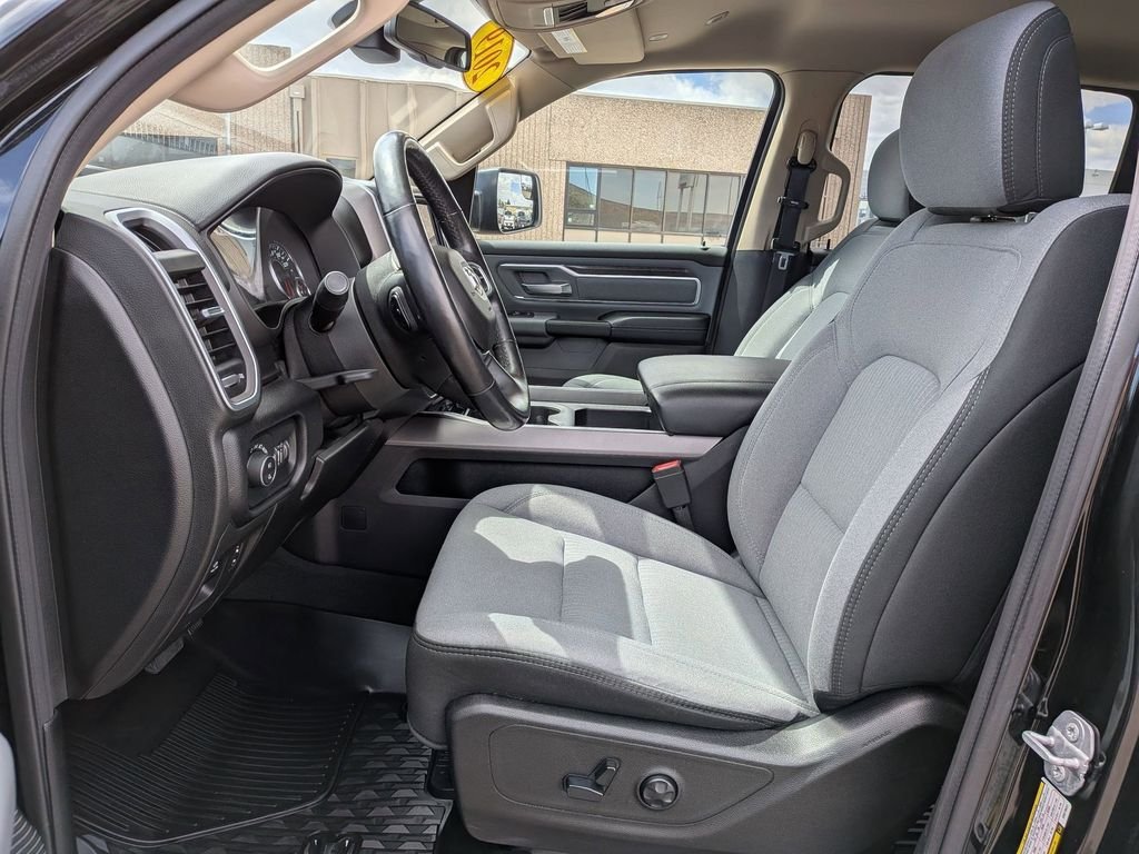 Used 2019 Diamond Black Crystal Pearlcoat Ram Big Horn/Lone Star image 16
