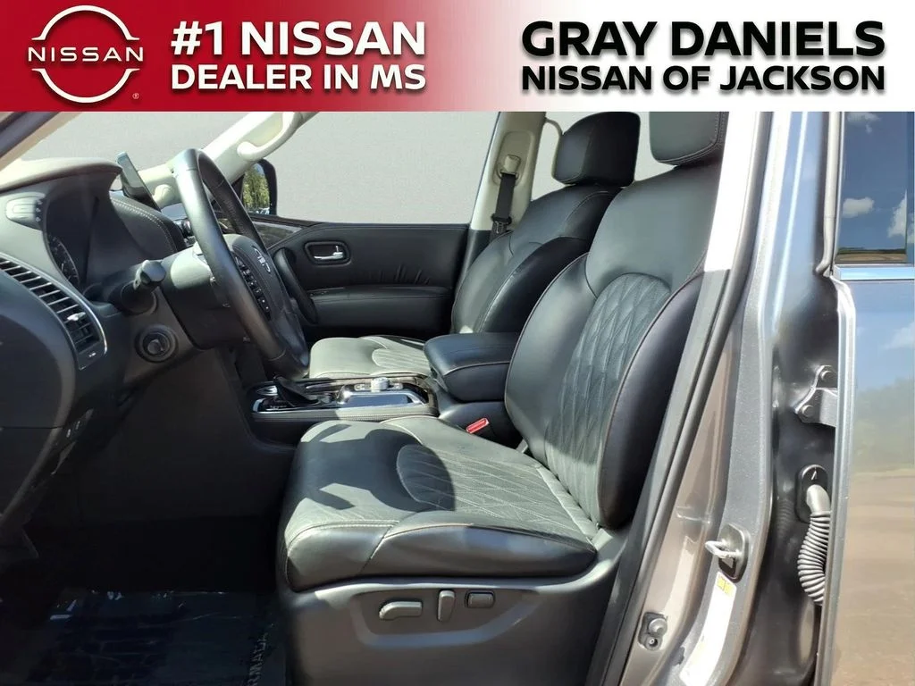 Used 2023 Gray Nissan Platinum image 23