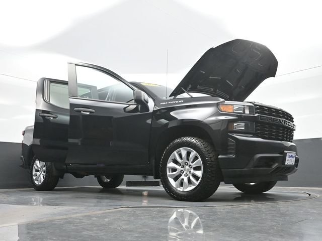 Used 2021 Black Chevrolet Custom image 32