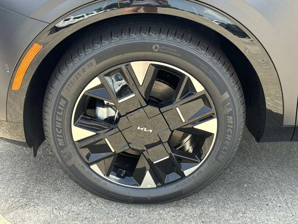 New 2026 Panthera Metal Matte Kia SX Prestige image 3