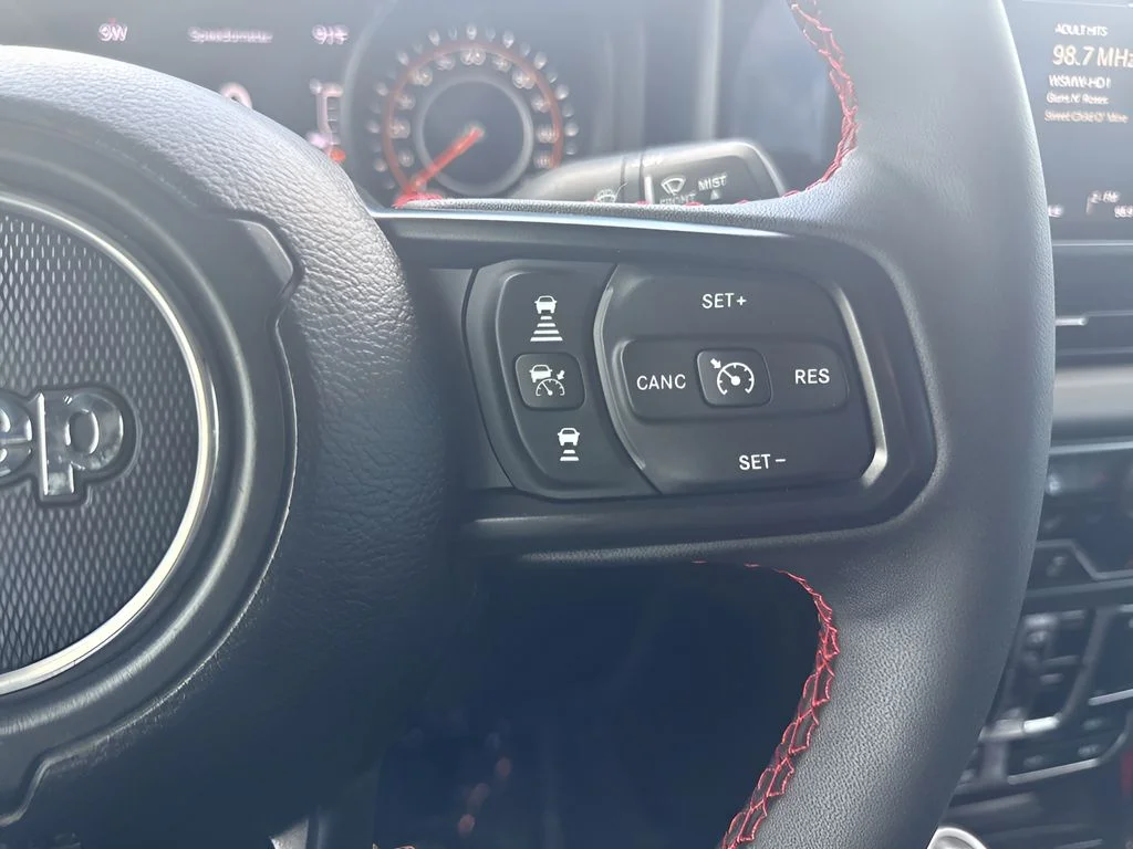 Used 2024 Gray Jeep Rubicon image 15