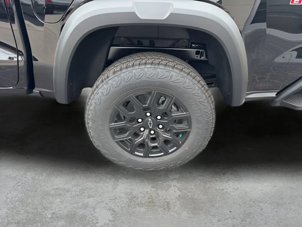 New 2026 Black Chevrolet Trail Boss image 30