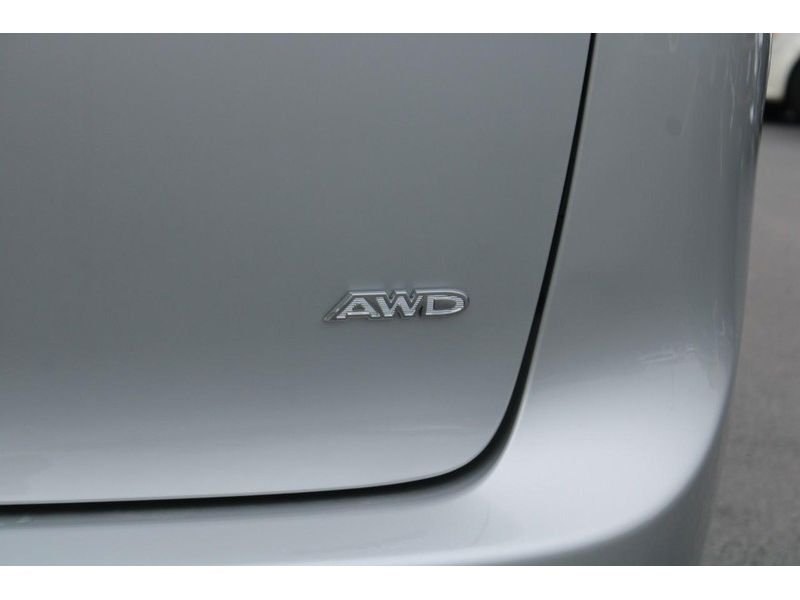 New 2026 Silver Mist Clear-Coat Exterior Paint Chrysler Select AWD image 7