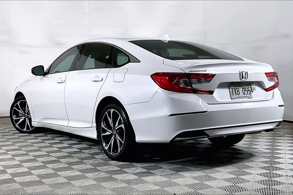 Used 2019  Honda LX image 13