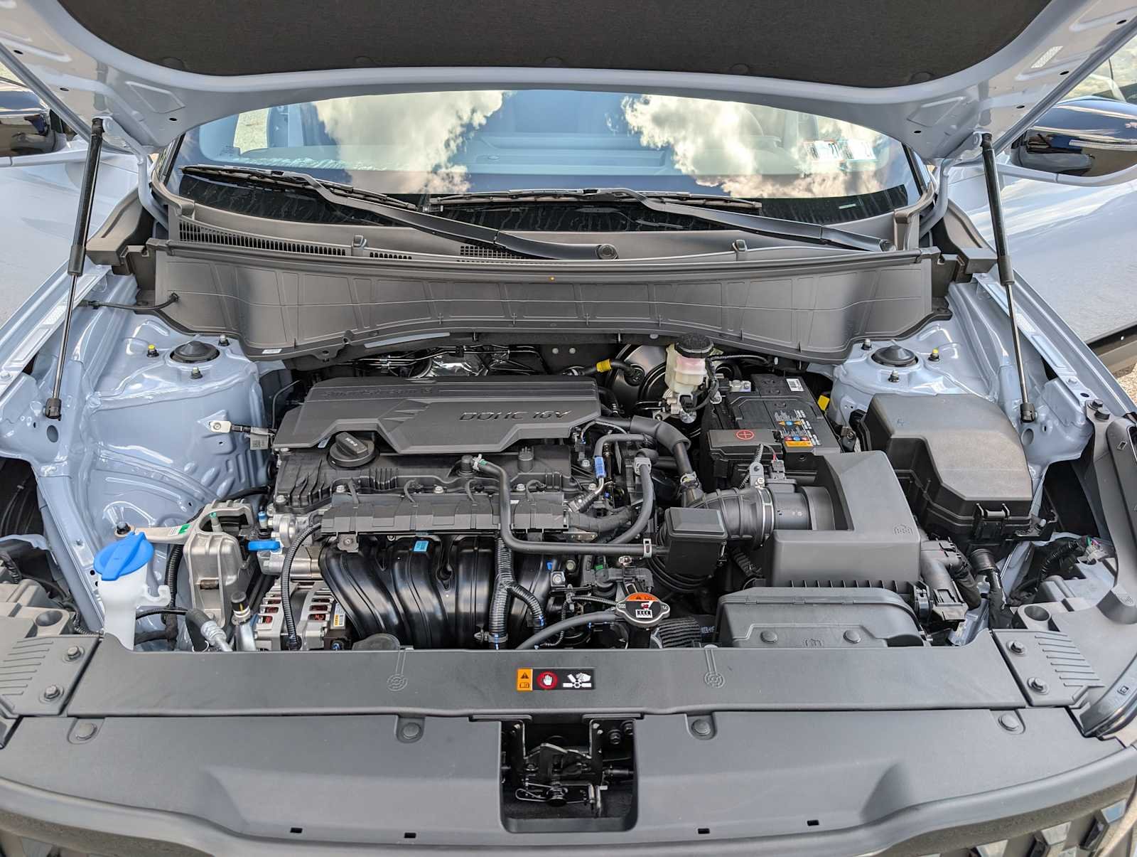 New 2027 Pale Gray Kia X-Line S image 11