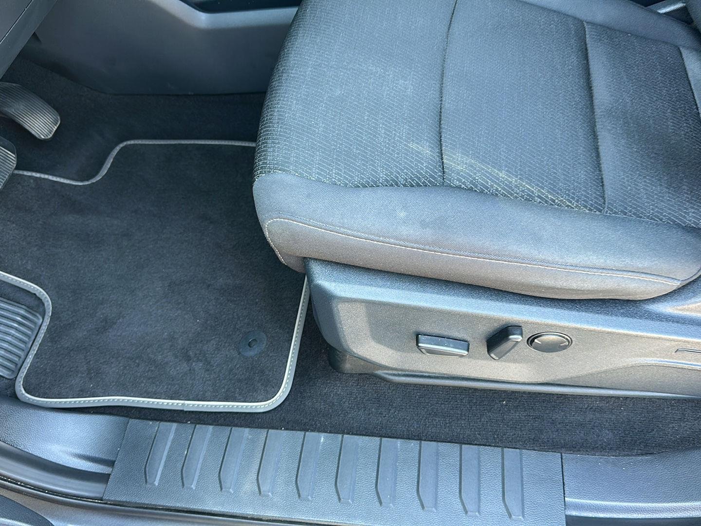 Certified Used 2022 Carbonized Gray Ford XLT image 13
