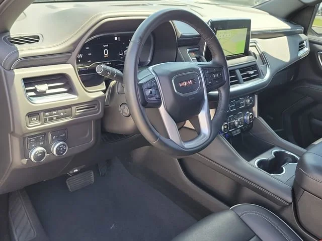 2023 GMC Yukon SLT - Photo 24