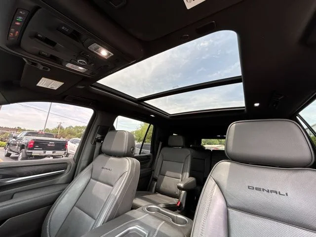 Used 2021 Blue GMC Denali image 43